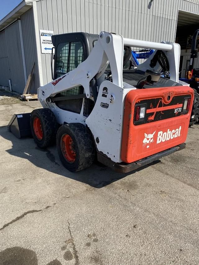 Image of Bobcat S570 equipment image 2