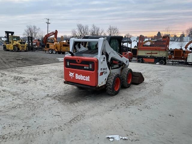 Image of Bobcat S570 equipment image 3