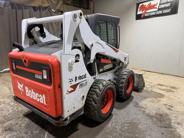 Image of Bobcat S590 equipment image 4