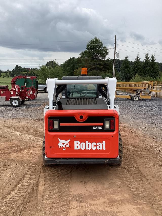 Image of Bobcat S590 equipment image 2