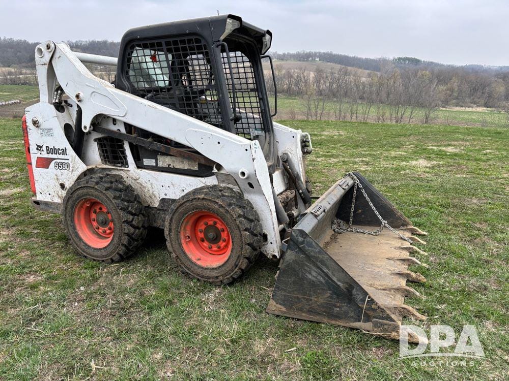 Main image Bobcat S590
