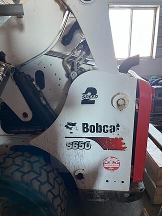 Image of Bobcat S650 equipment image 4