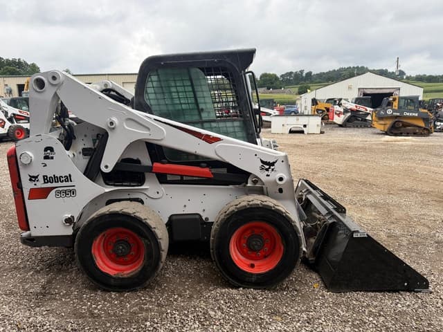 Image of Bobcat S650 equipment image 4