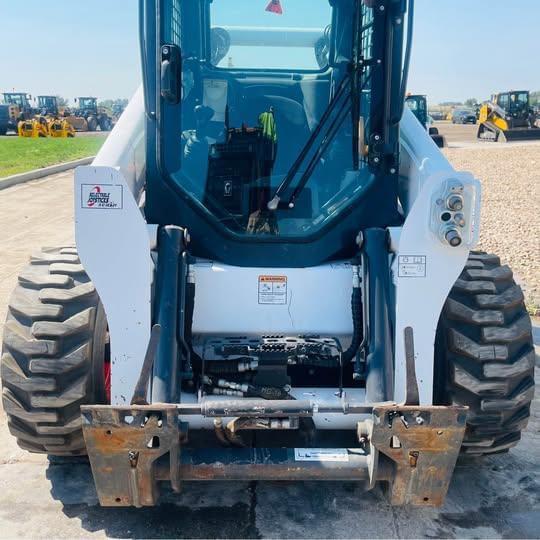 Image of Bobcat S650 equipment image 2