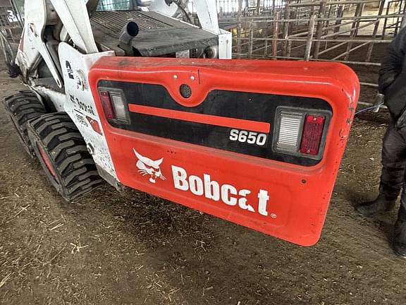 Image of Bobcat S650 equipment image 4