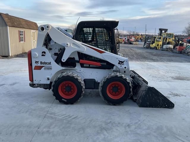 Image of Bobcat S650 equipment image 4