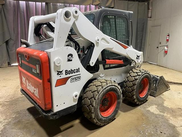 Image of Bobcat S650 equipment image 4