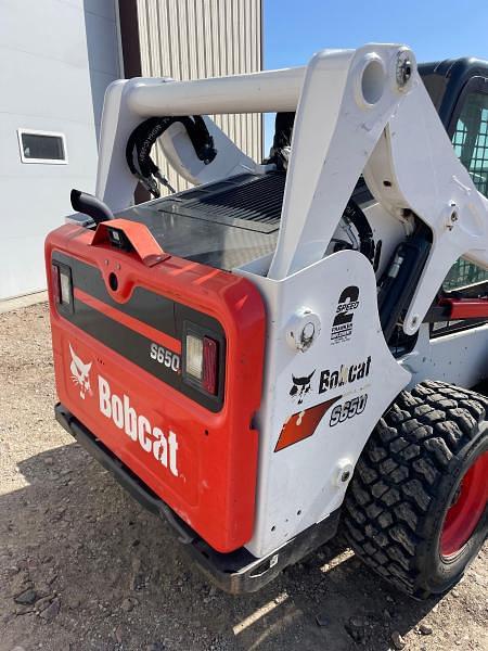 Image of Bobcat S650 equipment image 4
