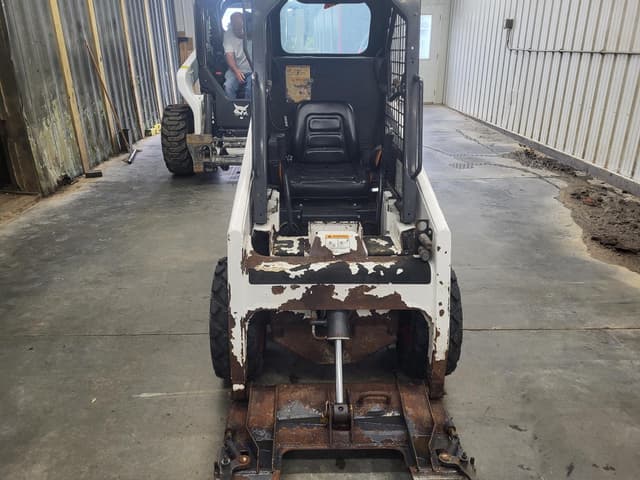 Image of Bobcat S70 equipment image 2