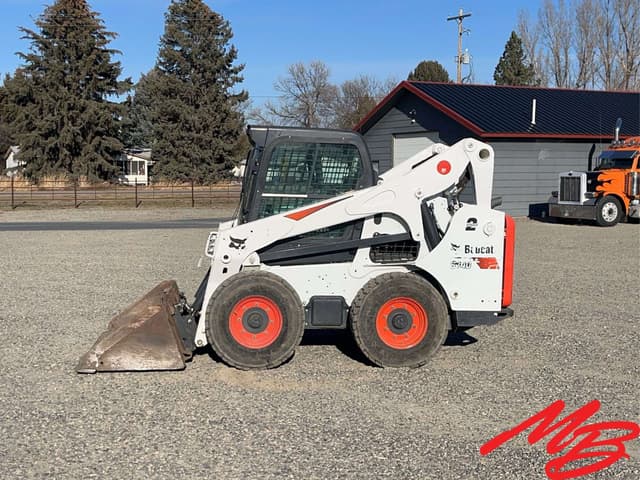 Image of Bobcat S740 equipment image 2