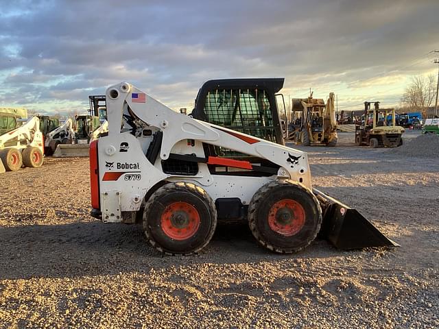 Image of Bobcat S770 equipment image 4