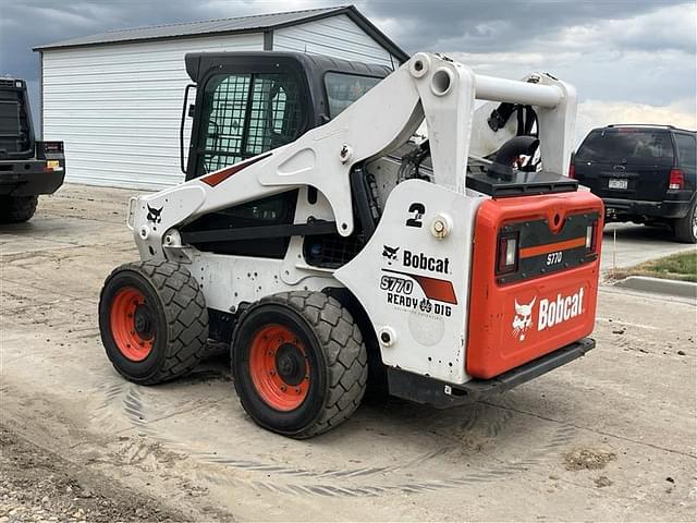 Image of Bobcat S770 equipment image 2