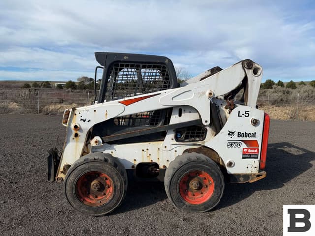 Image of Bobcat S770 equipment image 2