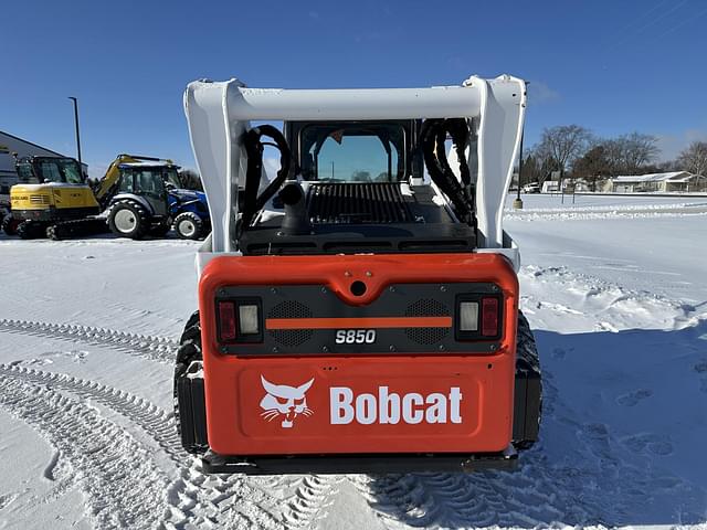 Image of Bobcat S850 equipment image 3