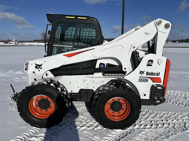 Image of Bobcat S850 equipment image 1