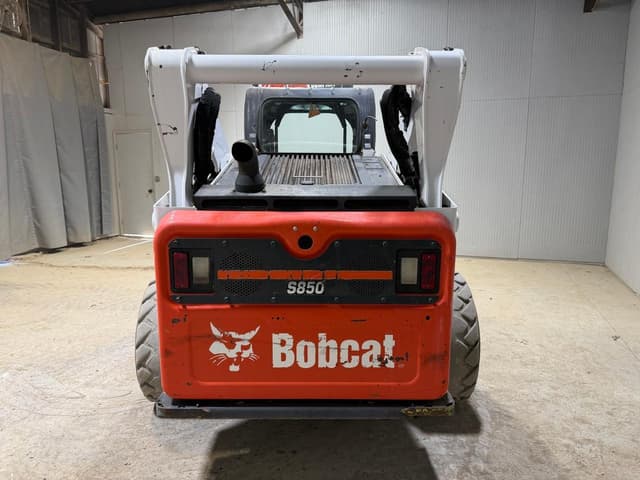 Image of Bobcat S850 equipment image 3