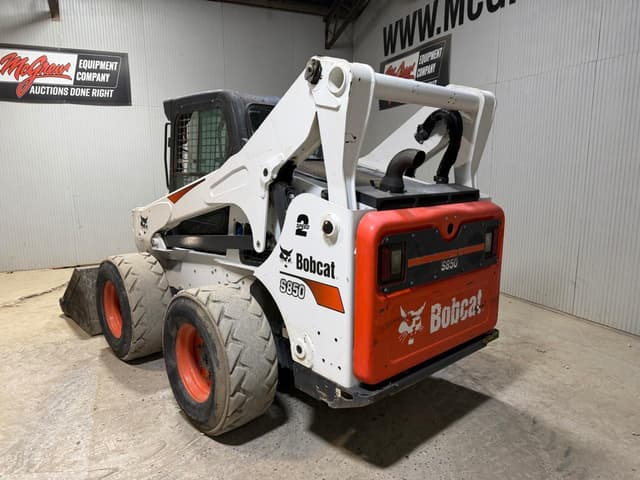 Image of Bobcat S850 equipment image 2