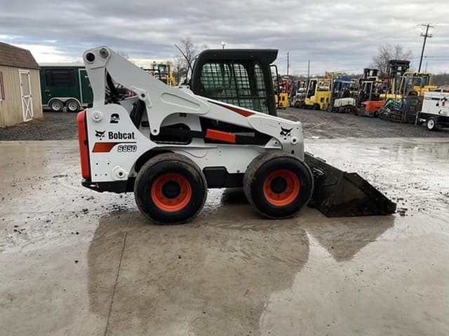Image of Bobcat S850 equipment image 4