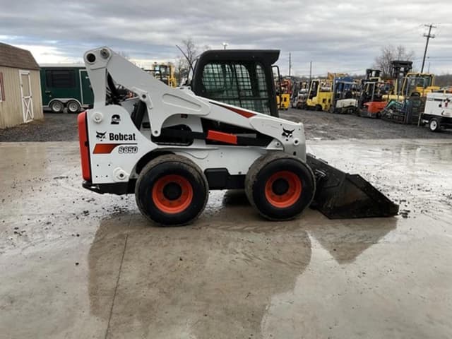 Image of Bobcat S850 equipment image 4