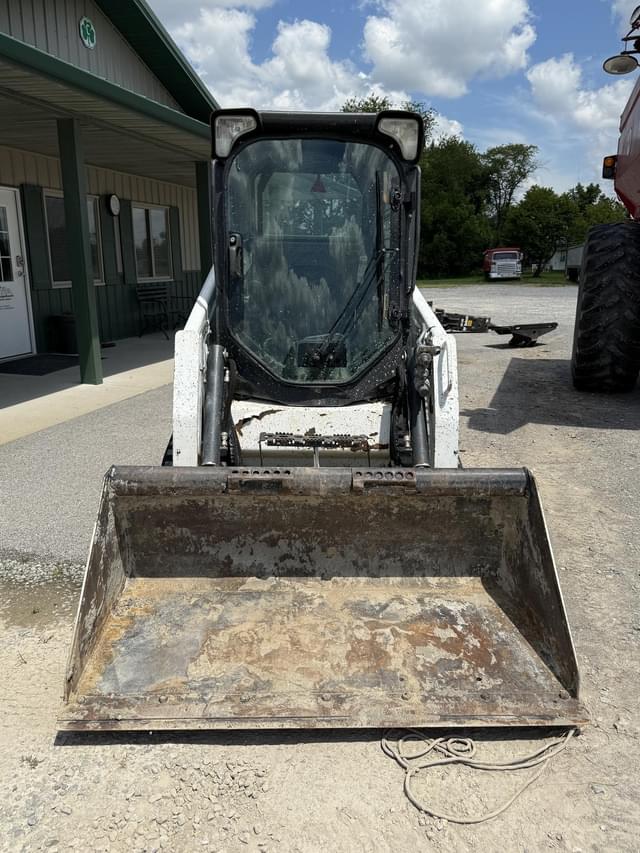 Image of Bobcat T450 equipment image 2