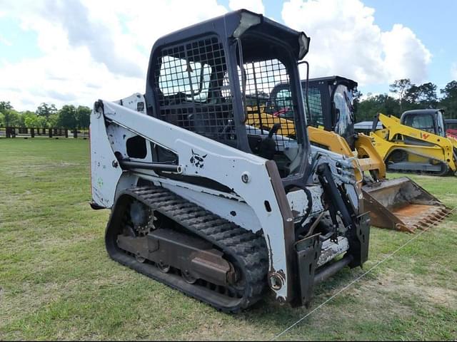 Image of Bobcat T450 equipment image 1