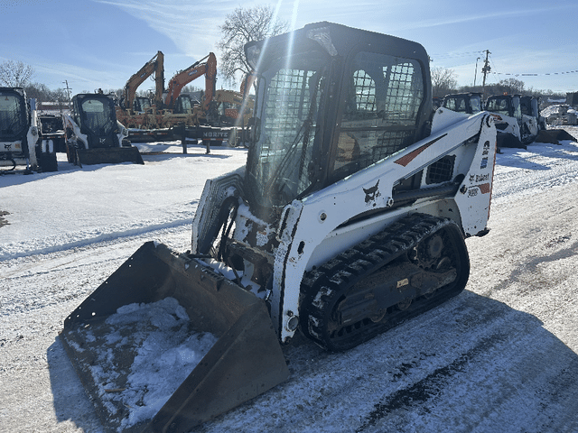 Image of Bobcat T450 equipment image 3