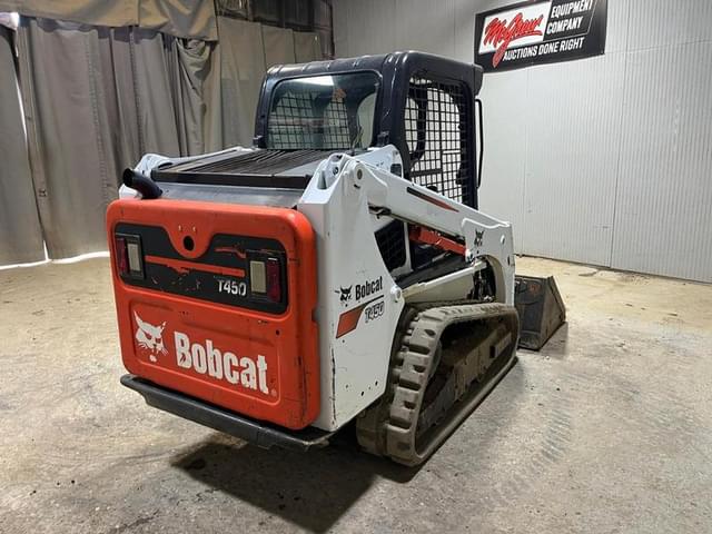 Image of Bobcat T450 equipment image 4
