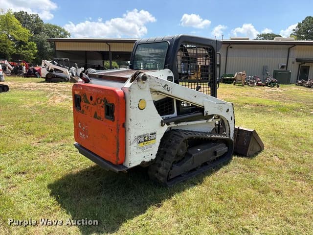 Image of Bobcat T450 equipment image 4