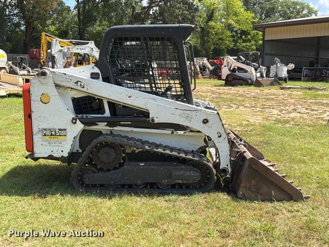 Image of Bobcat T450 equipment image 3