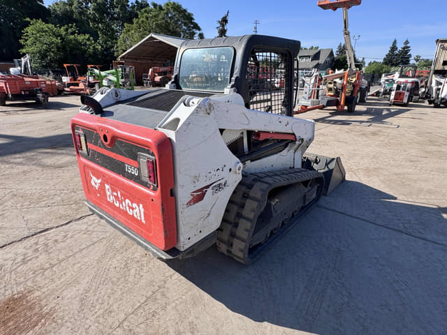 Image of Bobcat T550 equipment image 4