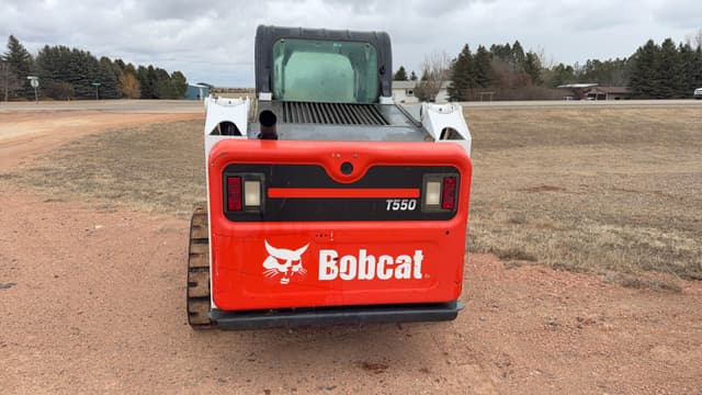 Image of Bobcat T550 equipment image 4