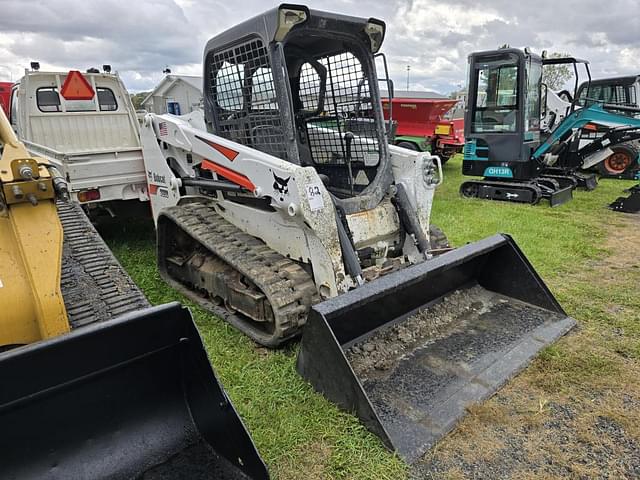 Image of Bobcat T550 equipment image 4