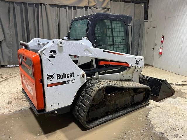 Image of Bobcat T550 equipment image 4