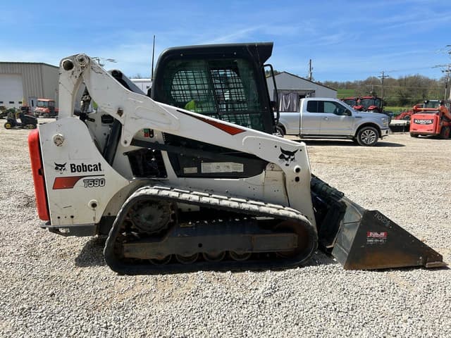 Image of Bobcat T590 equipment image 4