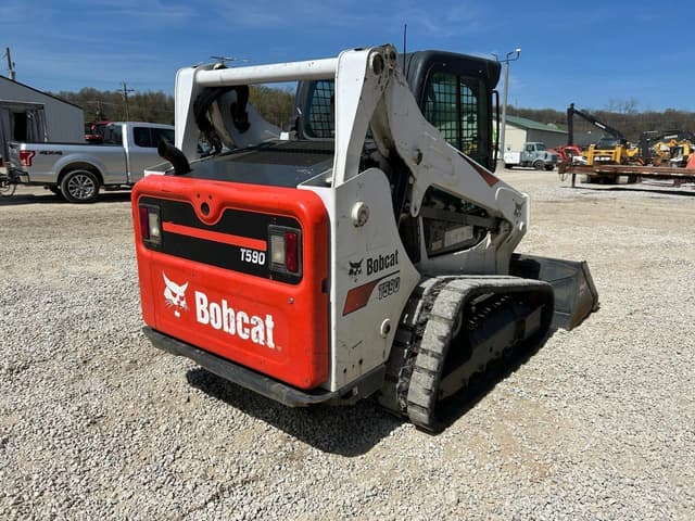 Image of Bobcat T590 equipment image 3