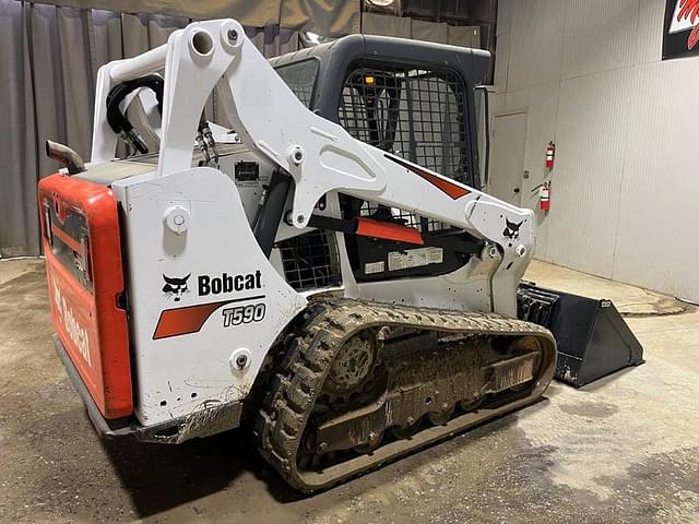 Image of Bobcat T590 equipment image 4
