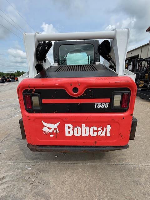 Image of Bobcat T595 equipment image 4