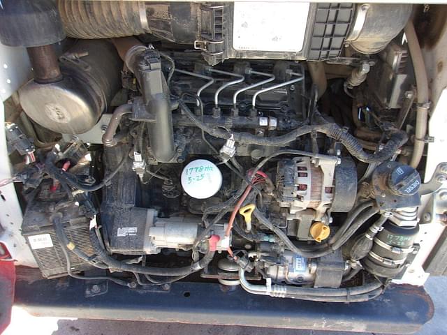 Image of Bobcat T595 equipment image 1