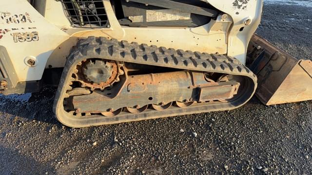 Image of Bobcat T595 equipment image 4