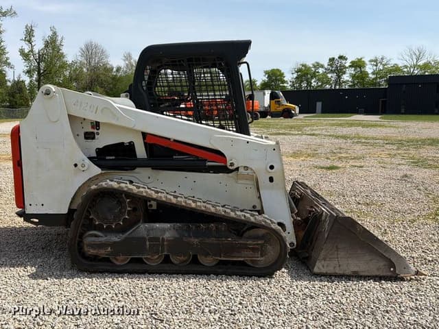 Image of Bobcat T630 equipment image 3