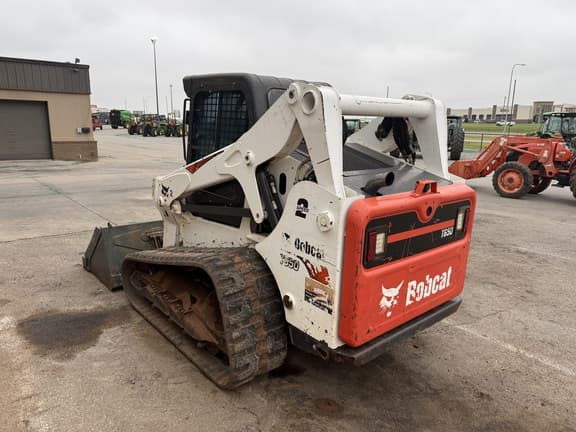 Image of Bobcat T650 equipment image 2