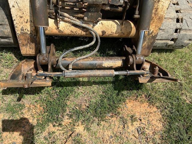 Image of Bobcat T650 equipment image 2