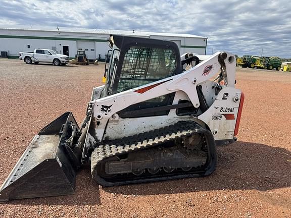 Image of Bobcat T650 equipment image 4