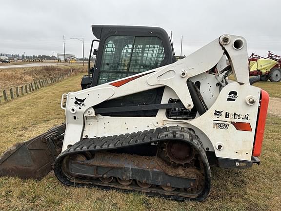 Image of Bobcat T650 equipment image 4