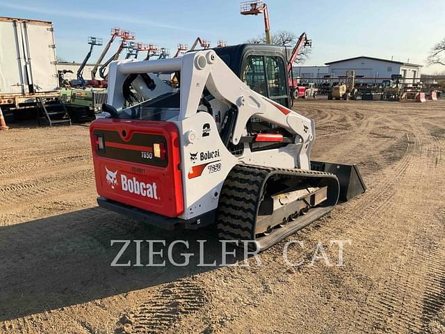 Image of Bobcat T650 equipment image 4