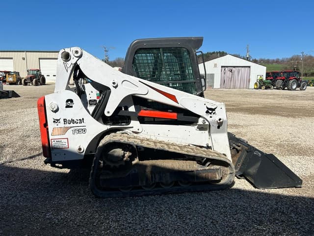 Image of Bobcat T650 equipment image 3