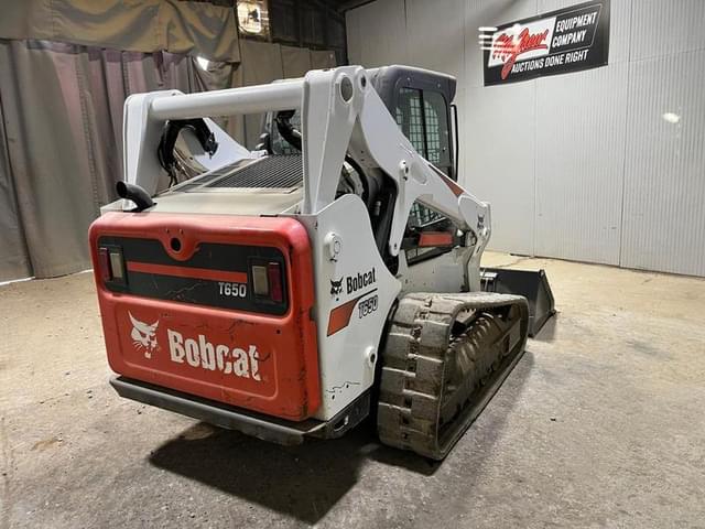 Image of Bobcat T650 equipment image 4