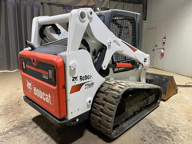 Image of Bobcat T650 equipment image 4