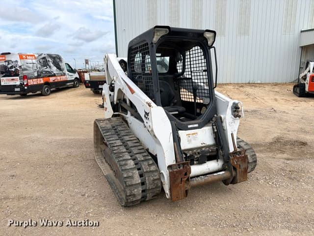 Image of Bobcat T650 equipment image 2