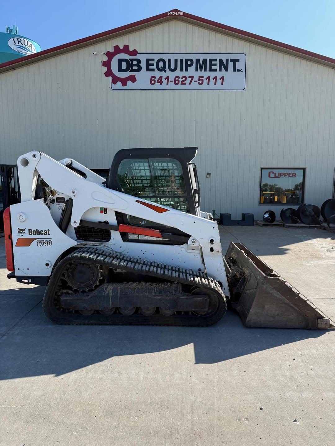 Image of Bobcat T740 Primary image